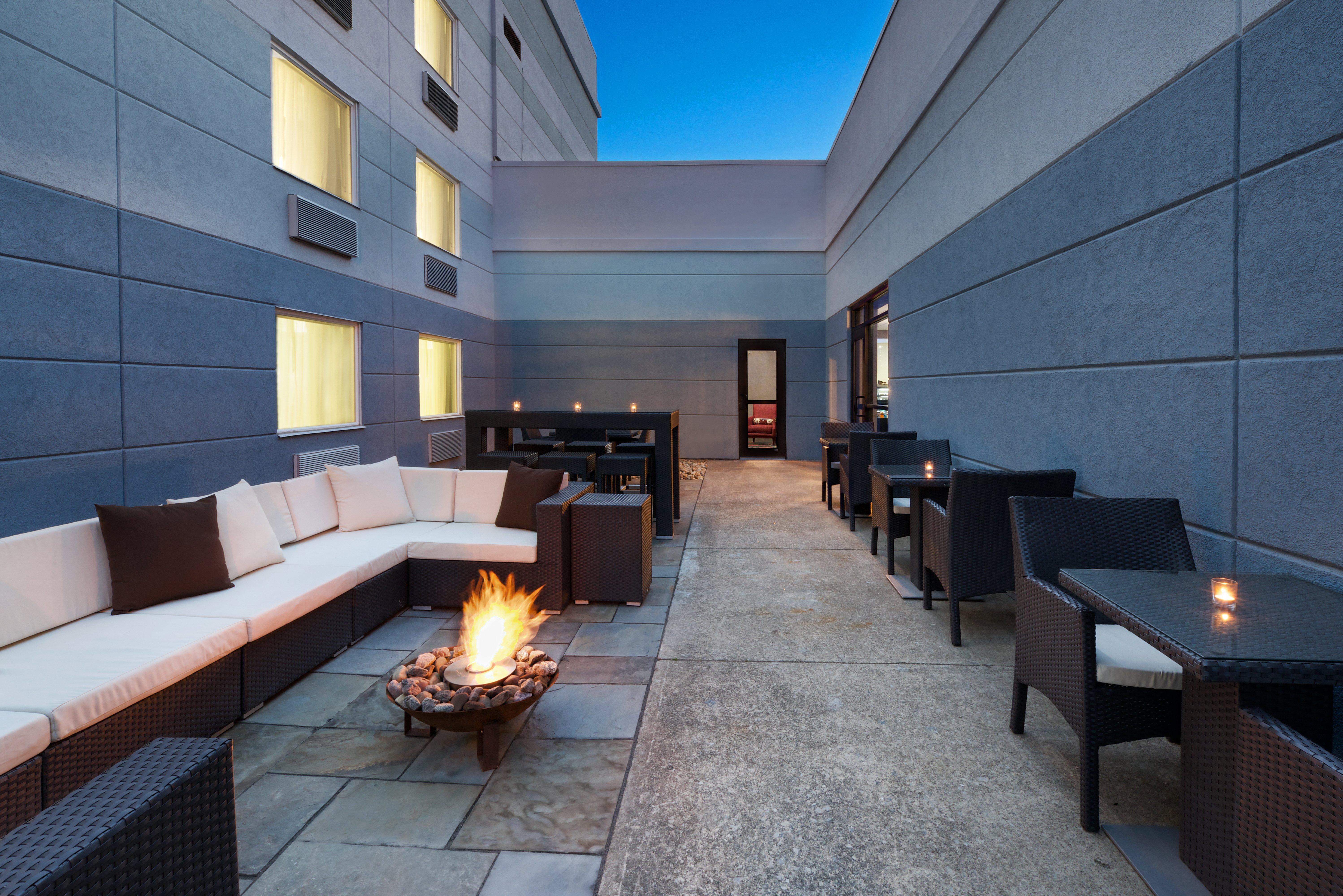 Hotel Indigo Cleveland Beachwood By Ihg Buitenkant foto