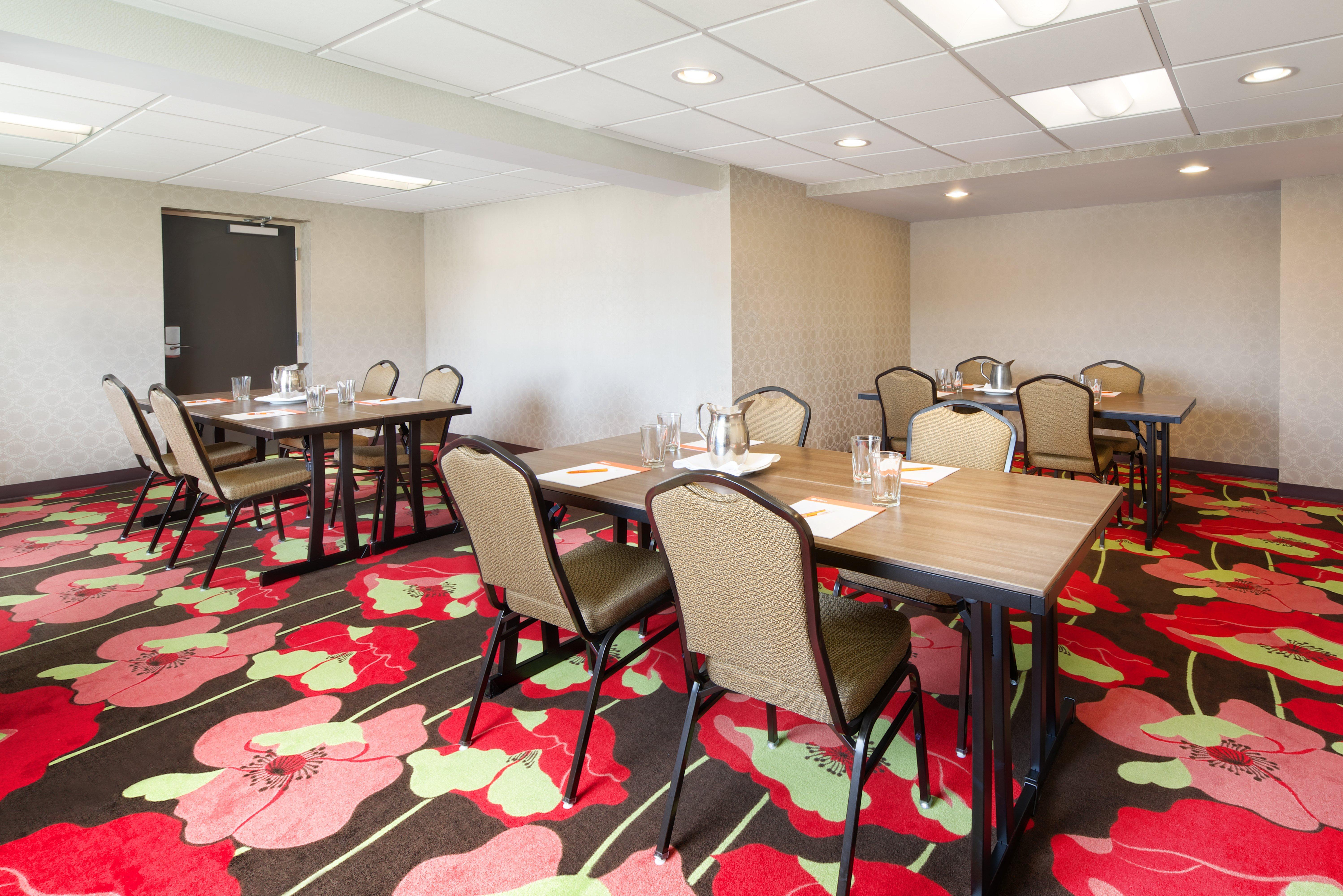 Hotel Indigo Cleveland Beachwood By Ihg Buitenkant foto