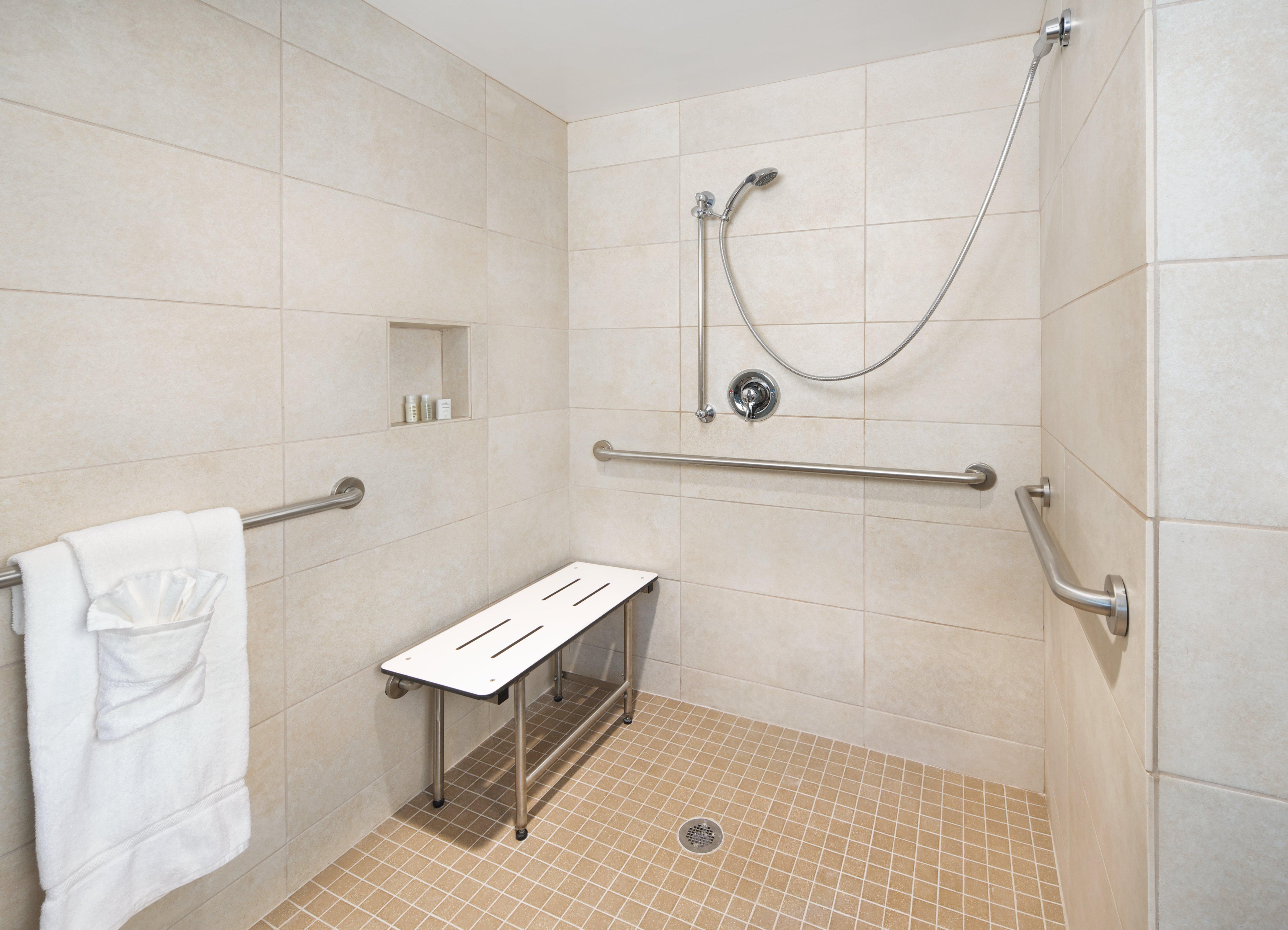 Hotel Indigo Cleveland Beachwood By Ihg Buitenkant foto